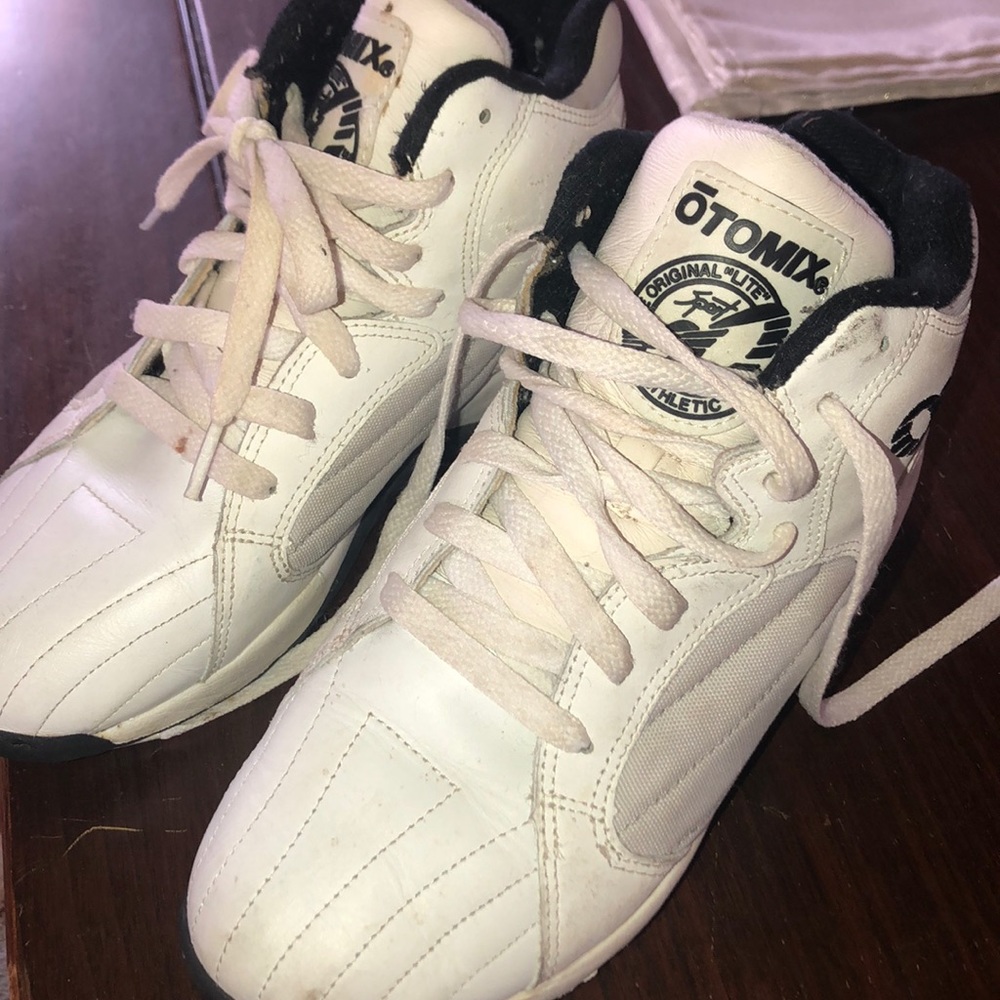 Otomix shoes